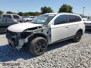 2018 Mitsubishi Outlander SE with VIN JA4AD3A31JZ020073, listed as a Copart auction lot 52731355 with 214,031 mi miles and Salvage Title. Bid and sale history available at carsss.com. Image 1.