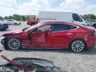 2016 Tesla Model S 70 with VIN 5YJSA1E16GF135833, listed as a IAAI auction lot 42084421 with 97,615 mi miles and . Bid and sale history available at DreamBid. Image 15.
