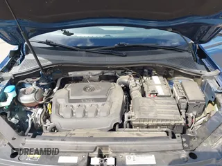 2019 Volkswagen Tiguan SE with VIN 3VV3B7AX2KM064568, listed as a IAAI auction lot 42008754 with 53,132 mi miles and . Bid and sale history available at DreamBid. Image 10.