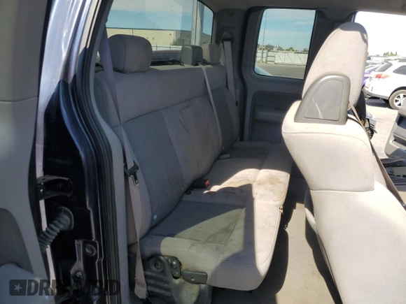 2006 Ford F-150 STX с VIN 1FTRX12W36NB44910, выставлен на аукционе Copart как лот 65961755 с пробегом 165 586 миль миль и Чистый • Clean title. История ставок и продаж доступна на DreamBid. Изображение 10.