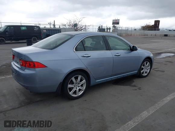 2004 Acura TSX z VIN JH4CL96824C034448, wystawiony jako IAAI lot #42215600 z przebiegiem 138 290 mil mil oraz . Historia ofert i sprzedaży dostępna na DreamBid. Obrazek 4.
