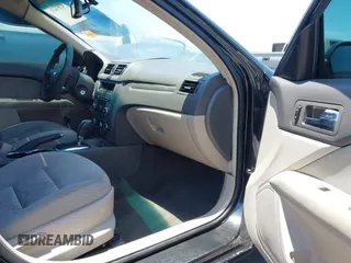2010 Ford Fusion SE с VIN 3FAHP0HA2AR234711, выставлен на аукционе IAAI как лот 42616491 с пробегом 180 660 миль миль и . История ставок и продаж доступна на DreamBid. Изображение 5.