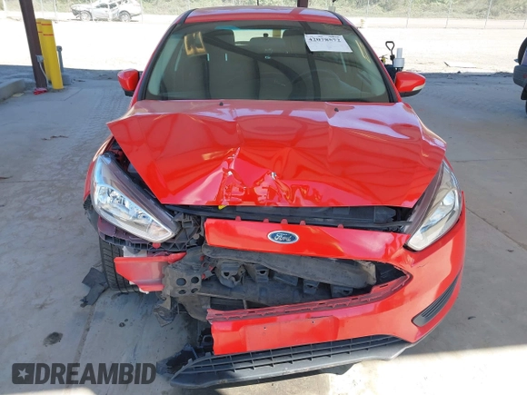 2015 Ford Focus SE with VIN 1FADP3K25FL294442, listed as a IAAI auction lot 42078572 with 127,523 mi miles. Bid and sale history available at carsss.com. Image 6.