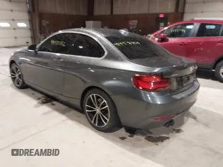 2020 BMW 2 Series 230i xDrive with VIN WBA2J3C07L7E64031, listed as a IAAI auction lot 41458356 with 43,594 mi miles. Bid and sale history available at carsss.com. Image 3.