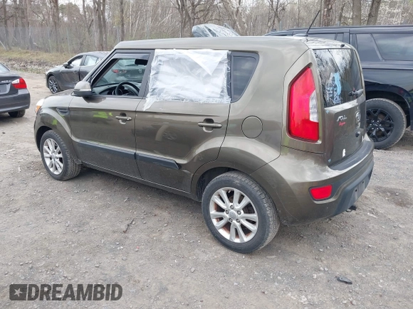 2013 Kia Soul ! with VIN KNDJT2A63D7496113, listed as a IAAI auction lot 42117479 with 53,805 mi miles. Bid and sale history available at carsss.com. Image 3.