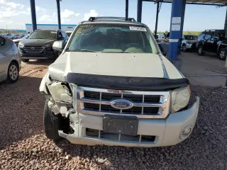 2008 Ford Escape XLT with VIN 1FMCU03108KE76203, listed as a Copart auction lot 51798345 with 275,972 mi miles and Salvage title. Bid and sale history available at DreamBid. Image 5.