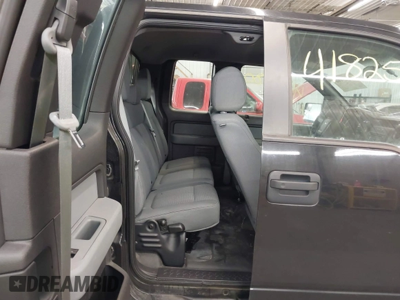 2013 Ford F-150 XL with VIN 1FTFX1EFXDFC65519, listed as a IAAI auction lot 41825180 with 130,817 mi miles. Bid and sale history available at carsss.com. Image 8.