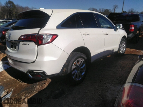 2017 Acura RDX with VIN 5J8TB3H33HL004112, listed as a IAAI auction lot 41272317 with 88,926 mi miles. Bid and sale history available at carsss.com. Image 4.