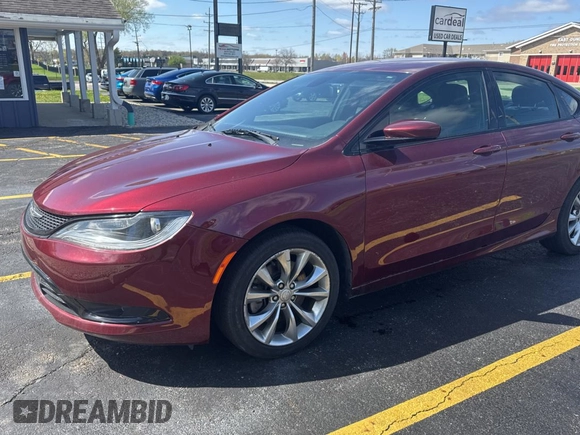 2015 Chrysler 200 S with VIN 1C3CCCBG4FN727223, listed as a Copart auction lot 54967785 with 90,451 mi miles and Clean Title. Bid and sale history available at carsss.com. Image 2.