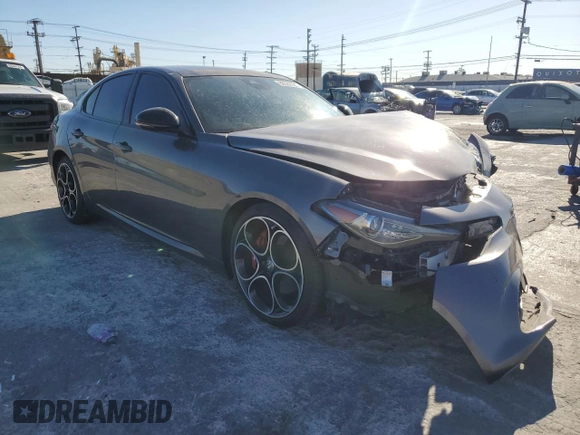 2022 Alfa Romeo Giulia Veloce with VIN ZARFAMBN7N7653310, listed as a Copart auction lot 88539535 with 17,289 mi miles and Salvage Title. Bid and sale history available at carsss.com. Image 4.