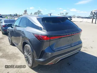 2024 Lexus RX 350 z VIN 2T2BAMBA3RC028022, wystawiony jako IAAI lot #41709161 z przebiegiem 15 945 mil mil oraz . Historia ofert i sprzedaży dostępna na DreamBid. Obrazek 3.