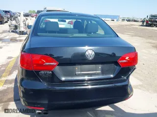 2014 Volkswagen Jetta Sedan S with VIN 3VW2K7AJ9EM386678, listed as a IAAI auction lot 41833784 with 98,390 mi miles. Bid and sale history available at carsss.com. Image 16.