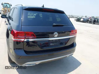 2018 Volkswagen Atlas SE z VIN 1V2DP2CA0JC600433, wystawiony jako IAAI lot #42232714 z przebiegiem 125 124 mil mil oraz . Historia ofert i sprzedaży dostępna na DreamBid. Obrazek 16.