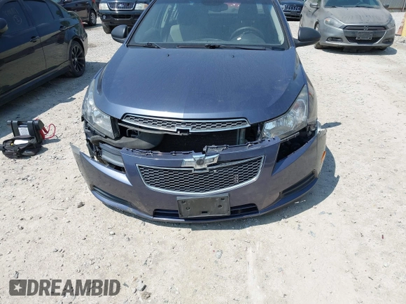 2014 Chevrolet Cruze LS with VIN 1G1PA5SG9E7287865, listed as a IAAI auction lot 42409343 with 155,882 mi miles and . Bid and sale history available at DreamBid. Image 6.