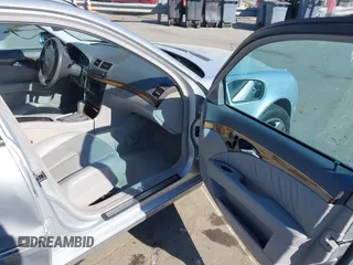 2006 Mercedes-Benz E-Class 3.5L with VIN WDBUF56J46A871031, listed as a IAAI auction lot 41892688 with 1 mi miles. Bid and sale history available at carsss.com. Image 5.