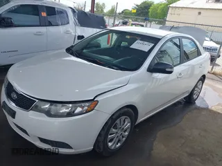 2011 Kia Forte EX with VIN KNAFU4A25B5345288, listed as a IAAI auction lot 41936975 with 232,090 mi miles. Bid and sale history available at carsss.com. Image 17.