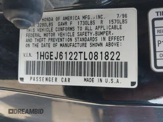 1996 Honda Civic DX z VIN 1HGEJ6122TL081822, wystawiony jako IAAI lot #42364331 z przebiegiem 121 686 mil mil oraz . Historia ofert i sprzedaży dostępna na DreamBid. Obrazek 9.