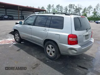 2001 Toyota Highlander with VIN JTEGF21A110013983, listed as a IAAI auction lot 42062611 with 236,536 mi miles and . Bid and sale history available at DreamBid. Image 3.