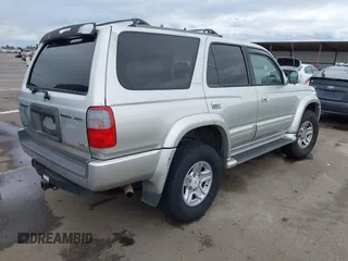 2000 Toyota 4Runner Limited with VIN JT3HN87R8Y0301624, listed as a IAAI auction lot 41786250 with 224,680 mi miles and . Bid and sale history available at DreamBid. Image 4.