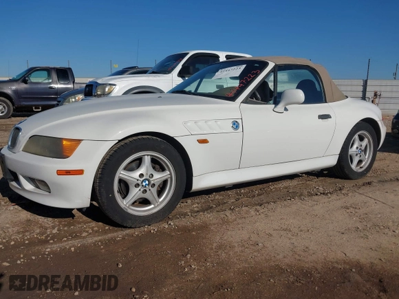 1997 BMW 3 Series 1.9L with VIN 4USCH7326VLB78445, listed as a IAAI auction lot 41447223 with 1 mi miles. Bid and sale history available at carsss.com. Image 2.