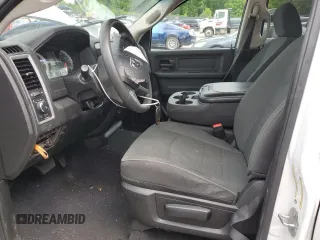 2022 Ram 1500 Tradesman z VIN 3C6RR7KG7NG211349, wystawiony jako Copart lot #55537185 z przebiegiem 73 000 mil mil oraz Szkoda całkowita • Salvage title. Historia ofert i sprzedaży dostępna na DreamBid. Obrazek 7.