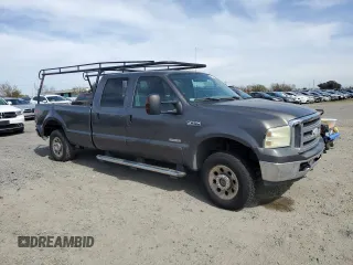 2005 Ford F-250 XL z VIN 1FTSW21P55EC86436, wystawiony jako Copart lot #48553635 z przebiegiem 172 583 mil mil oraz Szkoda całkowita • Salvage title. Historia ofert i sprzedaży dostępna na DreamBid. Obrazek 4.