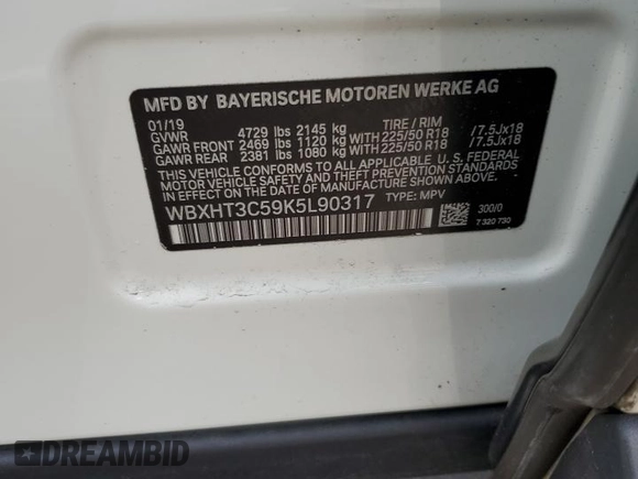 2019 BMW X1 xDrive28i with VIN WBXHT3C59K5L90317, listed as a Copart auction lot 61028125 with 46,789 mi miles and Salvage title. Bid and sale history available at DreamBid. Image 13.