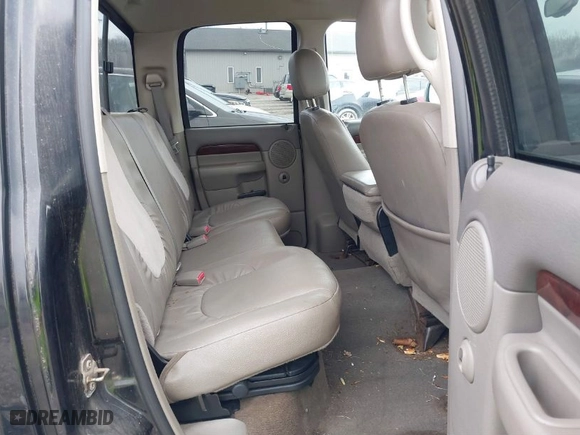 2003 Dodge Ram 1500 ST with VIN 1D7HU18D23S340883, listed as a IAAI auction lot 41622821 with 232,271 mi miles. Bid and sale history available at carsss.com. Image 8.