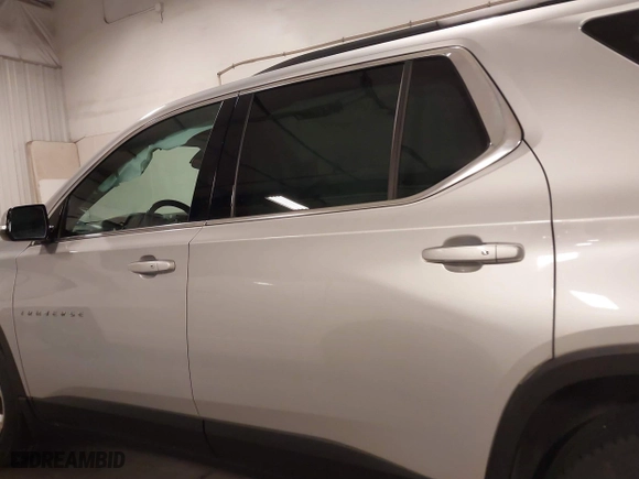 2020 Chevrolet Traverse LT Leather with VIN 1GNEVHKW6LJ273022, listed as a IAAI auction lot 41384946 with 87,535 mi miles. Bid and sale history available at carsss.com. Image 15.