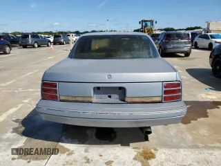1996 Oldsmobile Cutlass Ciera 1SA VX5 z VIN 1G3AJ55M3T6326130, wystawiony jako Copart lot #73877264 z przebiegiem 74 073 mil mil oraz Szkody całkowita. Historia ofert i sprzedaży dostępna na DreamBid. Obrazek 6.