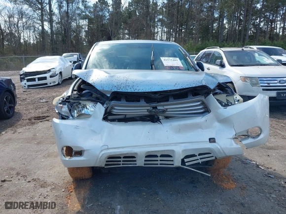 2009 Toyota Highlander with VIN JTEDS41AX92071486, listed as a IAAI auction lot 41575485 with 392,603 mi miles. Bid and sale history available at carsss.com. Image 6.