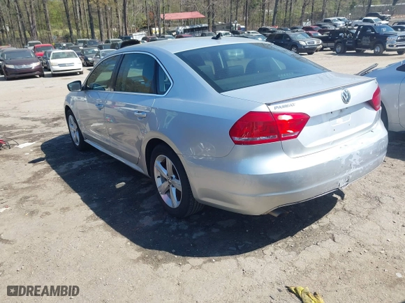 2014 Volkswagen Passat Wolfsburg Ed with VIN 1VWAS7A32EC048814, listed as a IAAI auction lot 41858198 with 112,436 mi miles. Bid and sale history available at carsss.com. Image 3.