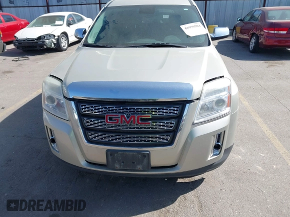 2015 GMC Terrain SLT z VIN 2GKFLXE37F6412840, wystawiony jako IAAI lot #41979504 z przebiegiem 146 744 mil mil oraz . Historia ofert i sprzedaży dostępna na DreamBid. Obrazek 6.