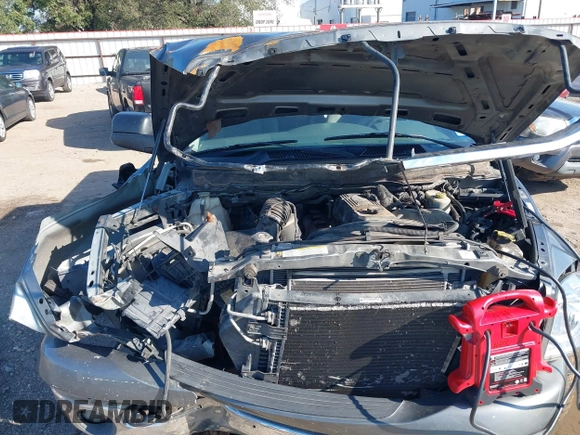 2007 Dodge Ram 2500 SLT with VIN 1D7KS28C87J525315, listed as a IAAI auction lot 41578896 with 253,306 mi miles. Bid and sale history available at carsss.com. Image 10.