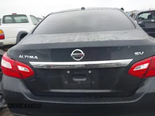 2017 Nissan Altima SV with VIN 1N4AL3AP9HC495694, listed as a IAAI auction lot 41097593 with 83,956 mi miles and . Bid and sale history available at carsss.com. Image 17.