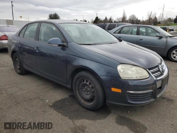 2010 Volkswagen Jetta S z VIN 3VWJX7AJ7AM027269, wystawiony jako Copart lot #60443375 z przebiegiem Nie podano mil oraz Szkoda całkowita • Salvage title. Historia ofert i sprzedaży dostępna na DreamBid. Obrazek 4.