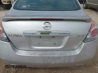2007 Nissan Altima S with VIN 1N4AL21E57C231315, listed as a IAAI auction lot 42090218 with 200,150 mi miles and . Bid and sale history available at DreamBid. Image 6.