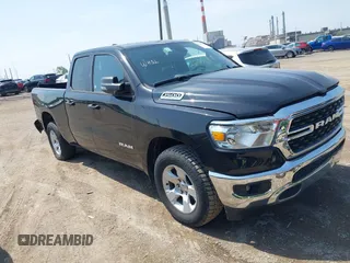 2023 Ram 1500 Big Horn z VIN 1C6SRFBT0PN535391, wystawiony jako IAAI lot #42267122 z przebiegiem 45 355 mil mil oraz . Historia ofert i sprzedaży dostępna na DreamBid. Obrazek 1.