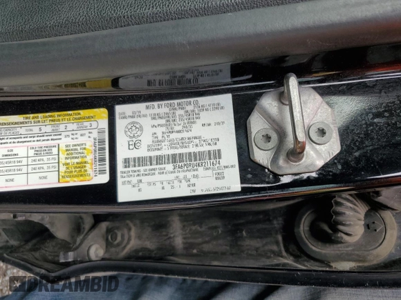 2019 Ford Fusion Titanium z VIN 3FA6P0RU4KR211674, wystawiony jako Copart lot #62205885 z przebiegiem 313 261 mil mil oraz Szkoda całkowita • Salvage title. Historia ofert i sprzedaży dostępna na DreamBid. Obrazek 12.