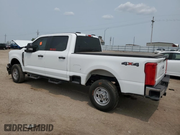 2024 Ford F-250 XL with VIN 1FT7W2BA4REF18353, listed as a Copart auction lot 59164945 with 15,155 mi miles and Salvage title. Bid and sale history available at DreamBid. Image 2.