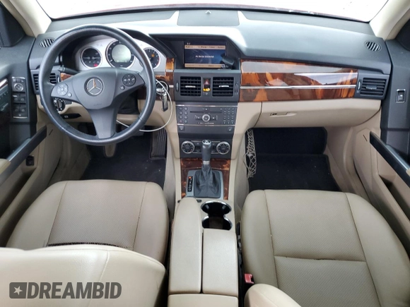 2010 Mercedes-Benz GLK 350 z VIN WDCGG8HB8AF323753, wystawiony jako Copart lot #55125945 z przebiegiem 228 228 mil mil oraz Szkoda całkowita • Salvage title. Historia ofert i sprzedaży dostępna na DreamBid. Obrazek 8.