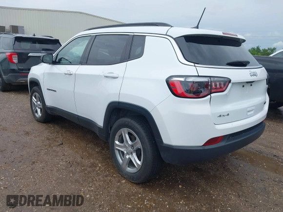 2024 Jeep Compass Latitude с VIN 3C4NJDBN3RT597390, выставлен на аукционе IAAI как лот 42499864 с пробегом 42 699 миль миль и . История ставок и продаж доступна на DreamBid. Изображение 3.