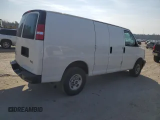 2019 GMC Savana Cargo Van with VIN 1GTW7AFP0K1301879, listed as a Copart auction lot 42157385 with 65,831 mi miles and Salvage Title. Bid and sale history available at carsss.com. Image 3.