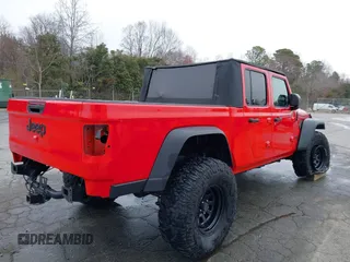 2020 Jeep Gladiator Sport S with VIN 1C6HJTAG3LL108524, listed as a IAAI auction lot 41737270 with 76,545 mi miles. Bid and sale history available at carsss.com. Image 4.