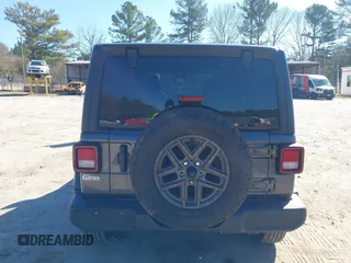 2024 Jeep Wrangler Willys с VIN 1C4PJXDNXRW125950, выставлен на аукционе IAAI как лот 41497980 с пробегом 26 574 миль миль и . История ставок и продаж доступна на DreamBid. Изображение 17.