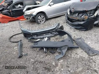 2022 Volkswagen Tiguan SE R-Line Black z VIN 3VVCB7AX9NM014741, wystawiony jako IAAI lot #42043123 z przebiegiem 71 777 mil mil oraz . Historia ofert i sprzedaży dostępna na DreamBid. Obrazek 12.