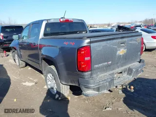 2018 Chevrolet Colorado 4WD LT with VIN 1GCGTCEN7J1122023, listed as a IAAI auction lot 41798774 with 81,452 mi miles. Bid and sale history available at carsss.com. Image 3.