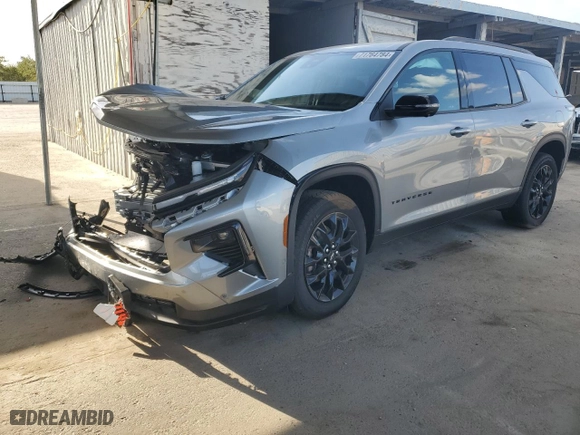 2024 Chevrolet Traverse FWD LT with VIN 1GNERGKS8RJ209410, listed as a Copart auction lot 71764784 with 960 mi miles and Salvage Title. Bid and sale history available at carsss.com. Image 1.
