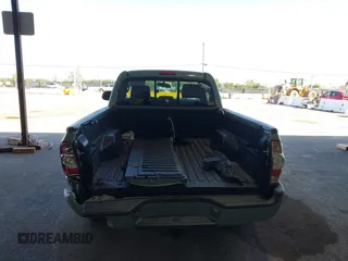 2007 Toyota Tacoma with VIN 5TENX22N97Z444378, listed as a IAAI auction lot 42032749 with 190,008 mi miles. Bid and sale history available at carsss.com. Image 6.