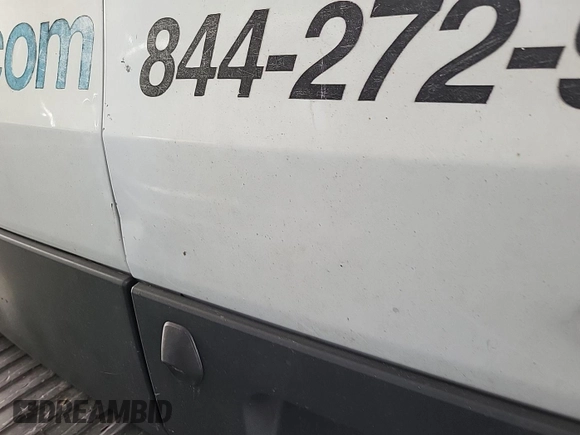2017 Ford Transit z VIN 1FTYE1YMXHKA82272, wystawiony jako IAAI lot #42575786 z przebiegiem 256 393 mil mil oraz . Historia ofert i sprzedaży dostępna na DreamBid. Obrazek 18.
